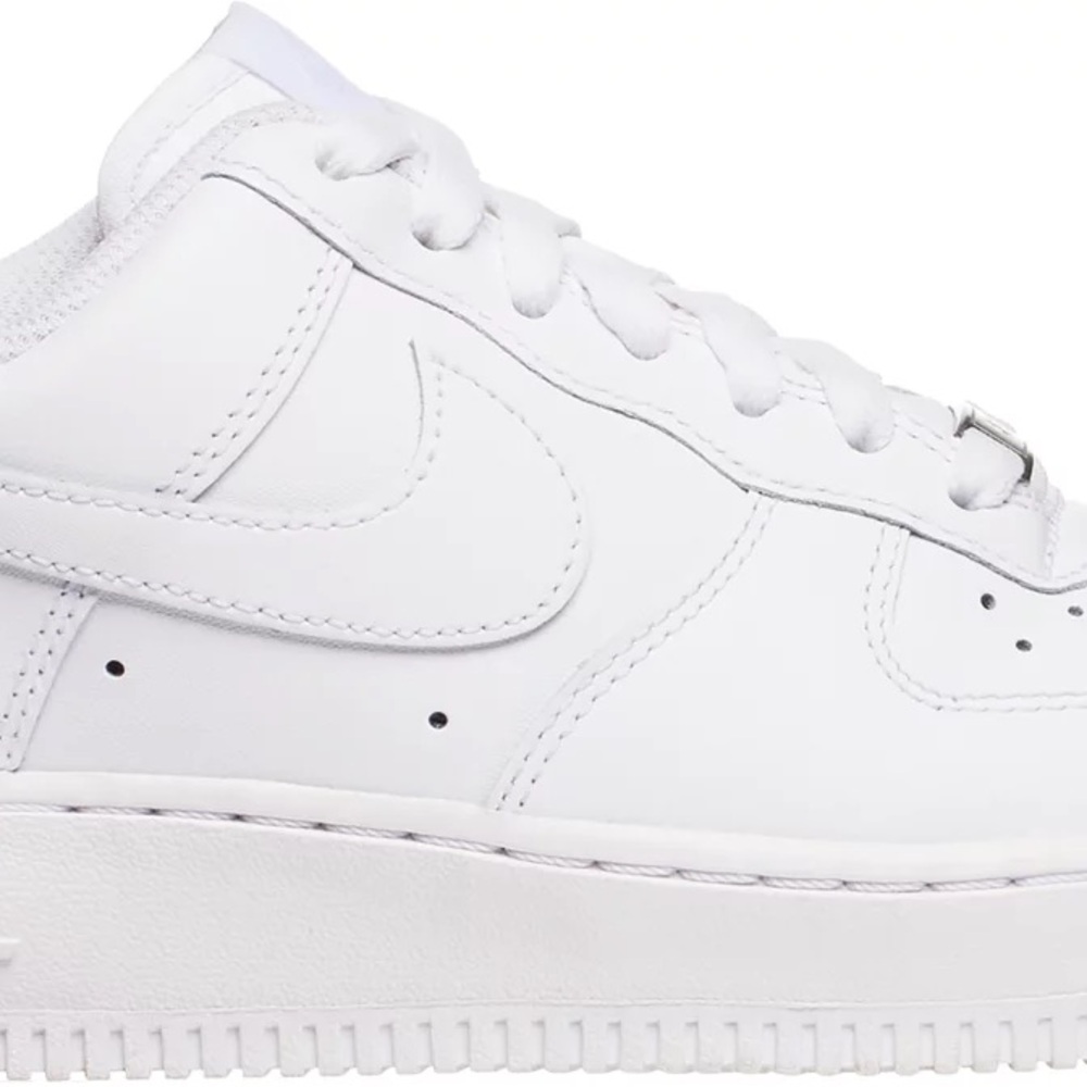 Nike Women’s Air Force 1 ‘07 Shoes